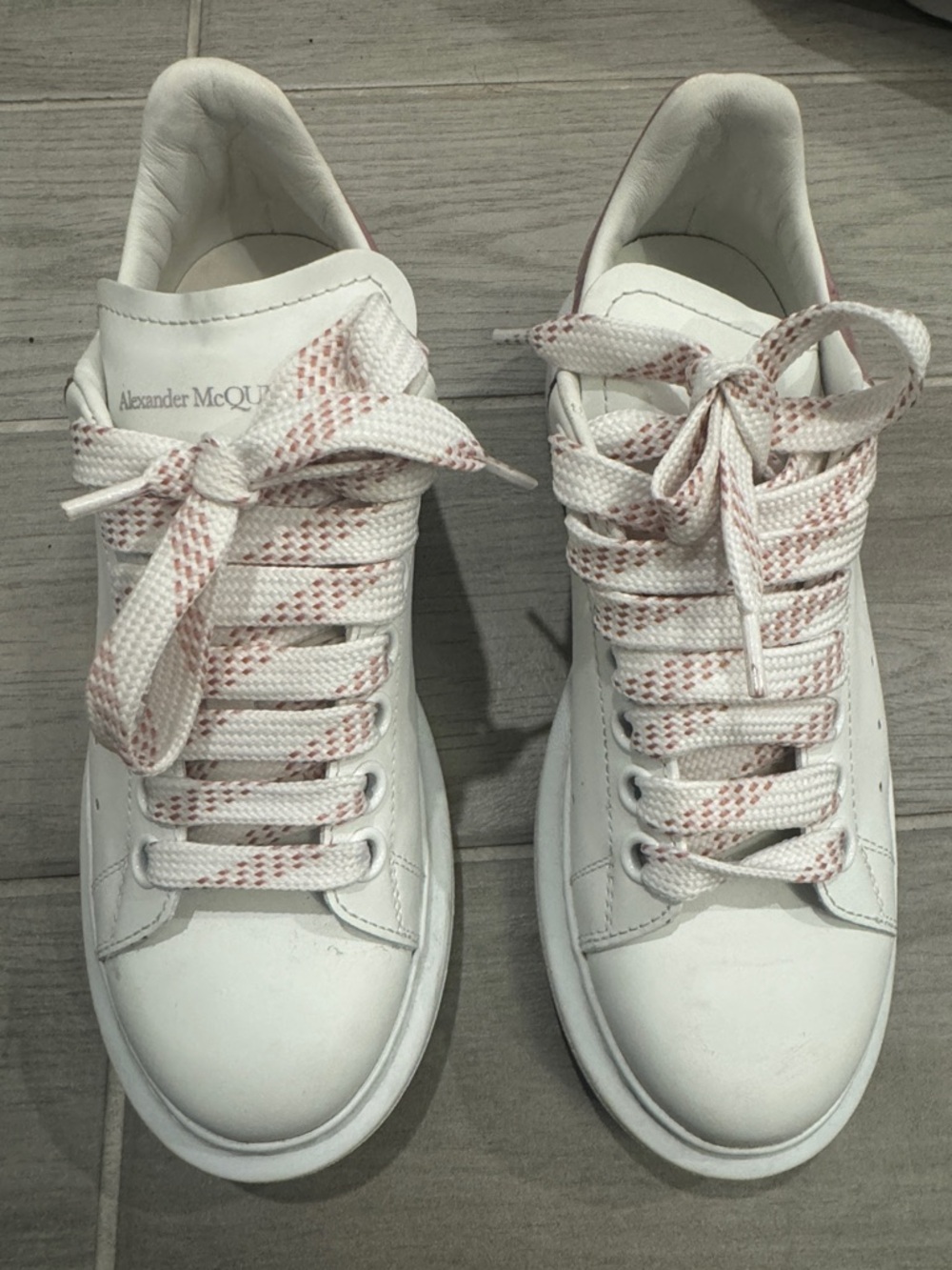 Alexander McQueen White Leather Platform Sneakers wi Light Pink Laces. worn once